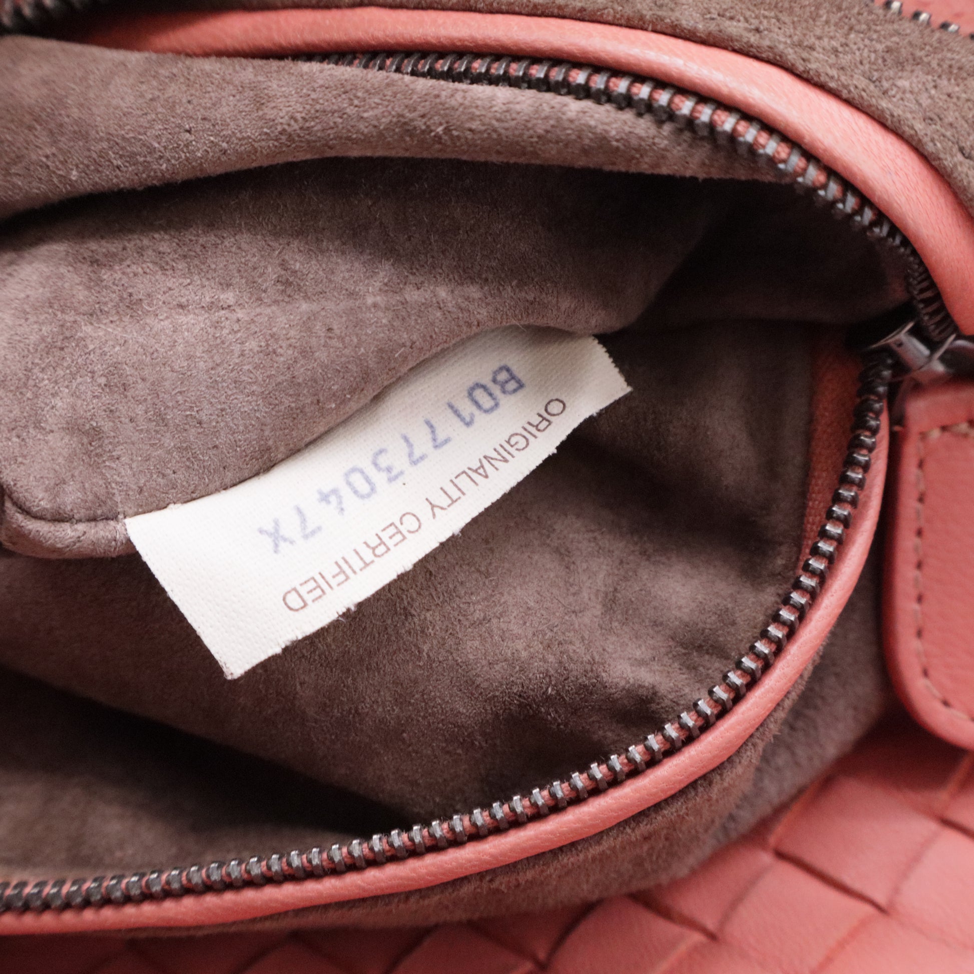 2-Pocket Convertible Tote Intrecciato Nappa Medium