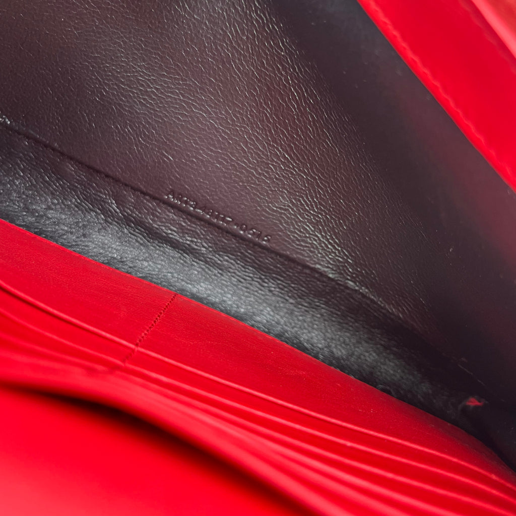 Calfskin Classic Y Ligne Clutch Red twins