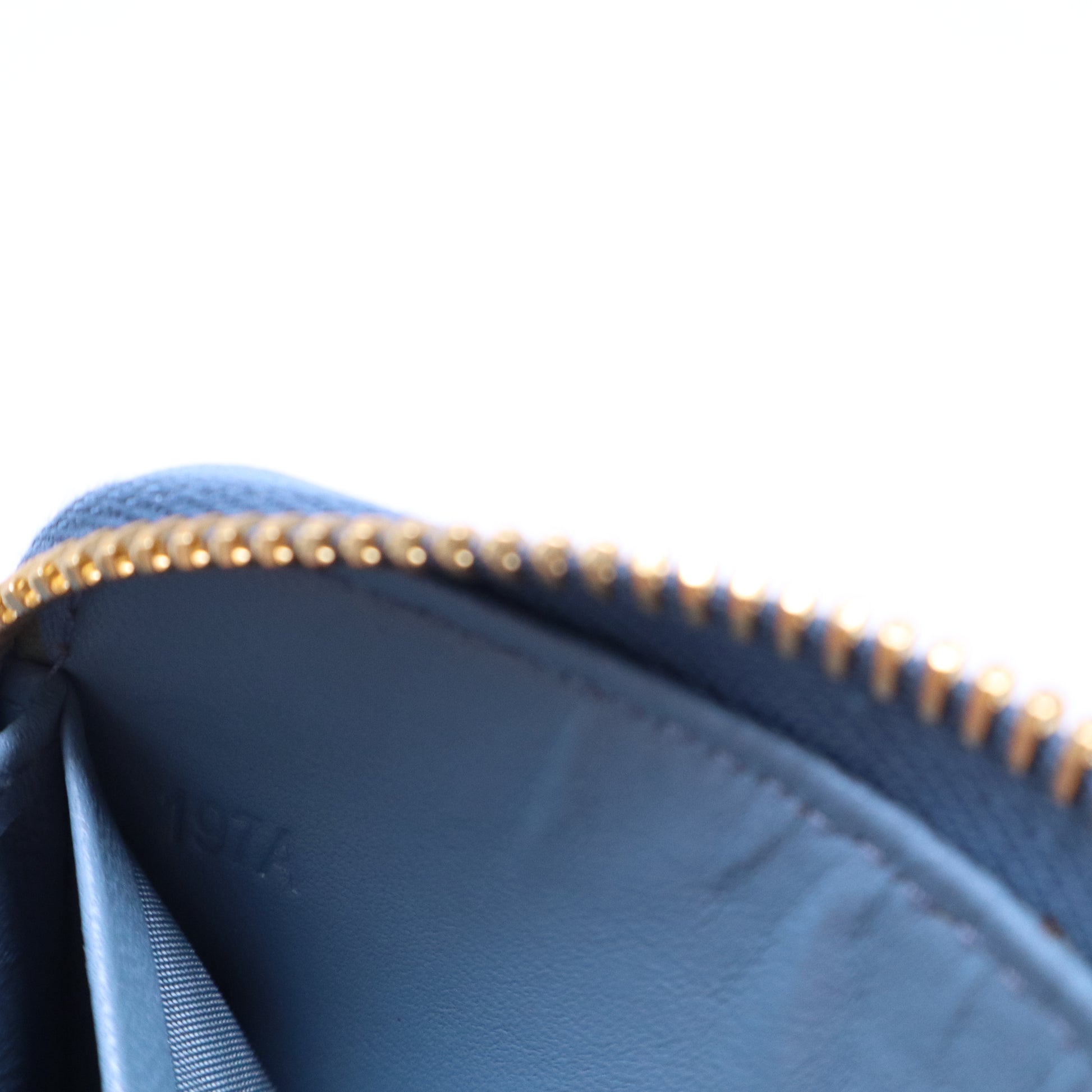 Matelassé Azul Cuero W21089