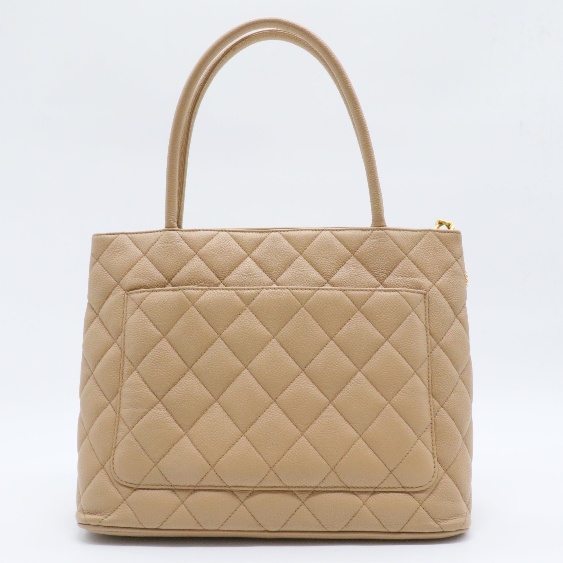 Medallion Tote Quilted Caviar