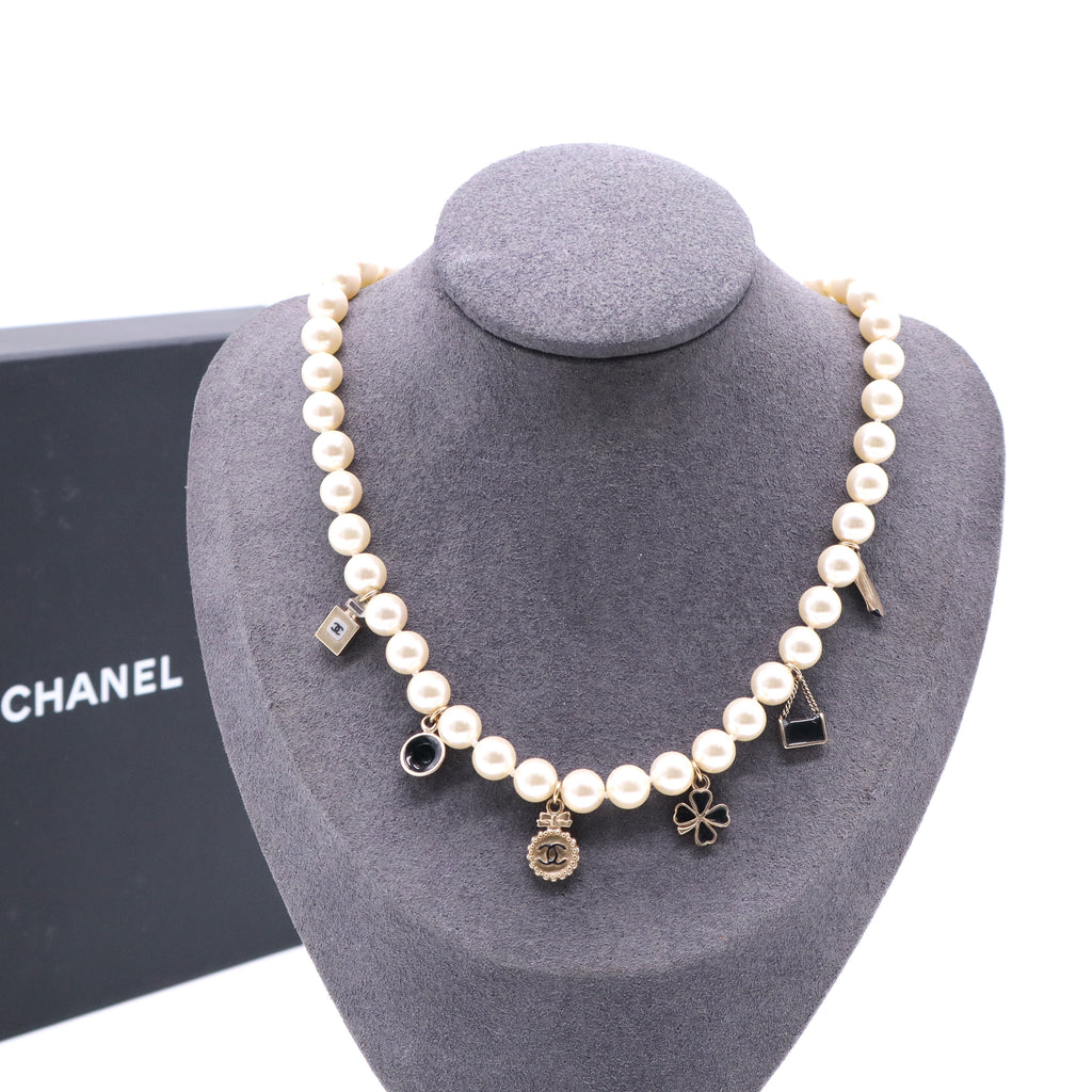 Pendant Artificial Pearl Necklace