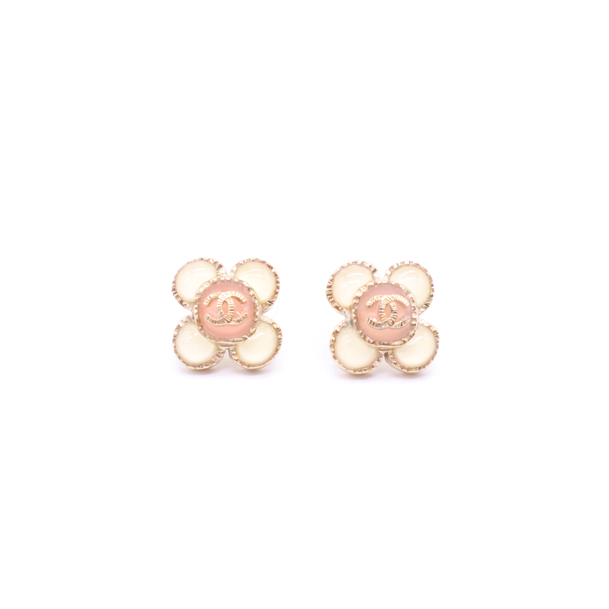 Chanel Enamel CC Flower Stud Earrings W20868