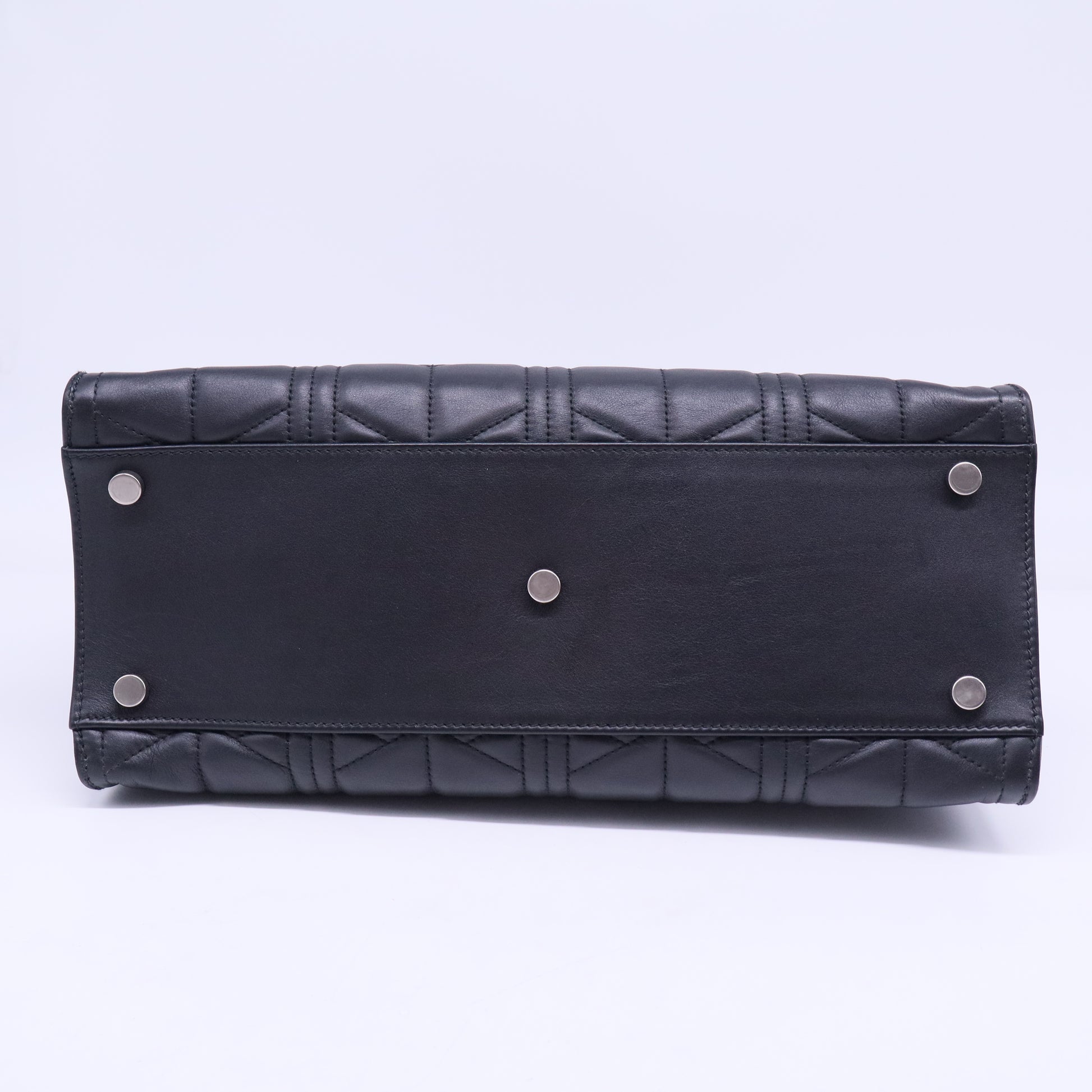 Dionysus Convertible Tote Matelasse Leather Large B20434