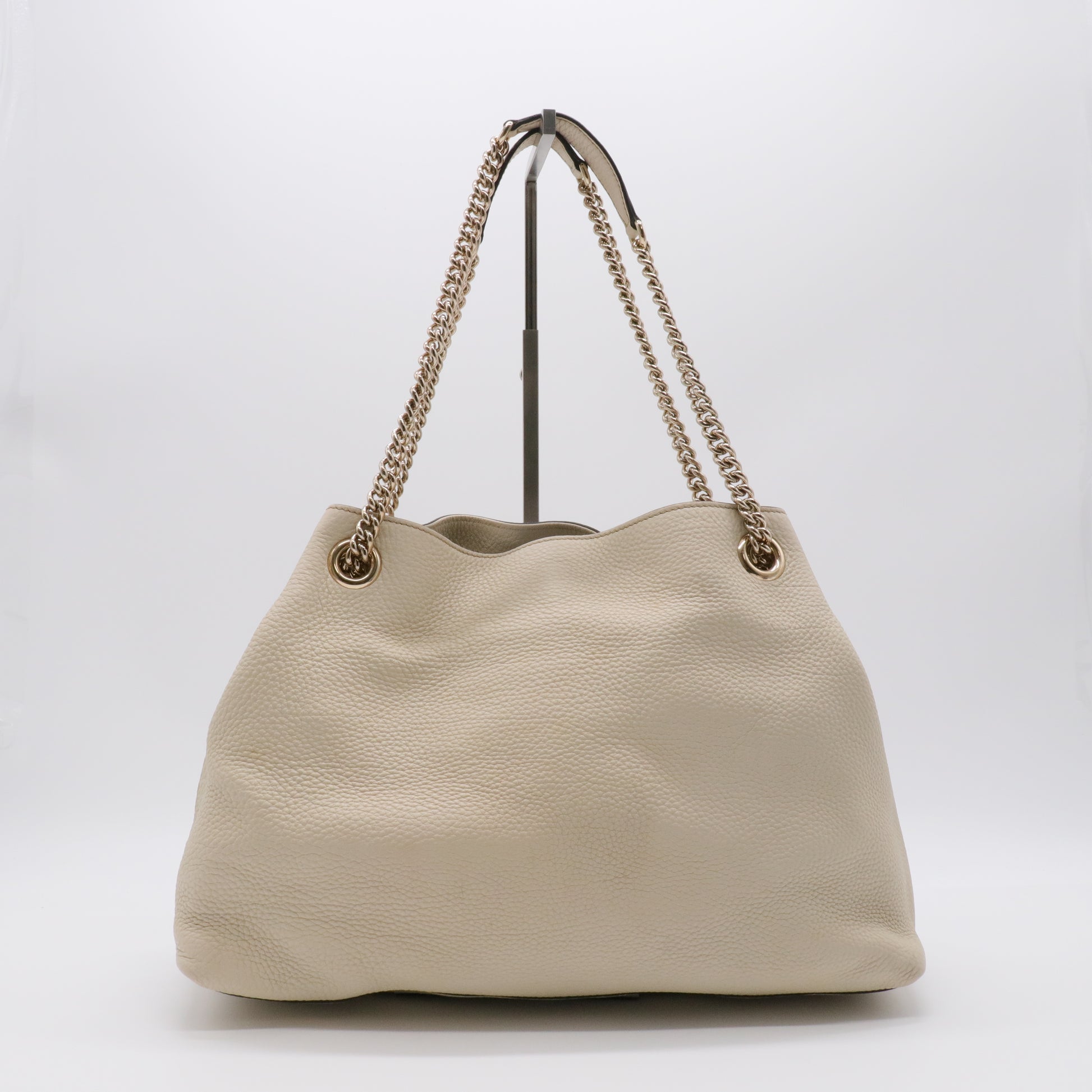 Pebbled Calfskin Medium Soho Chain Shoulder Bag