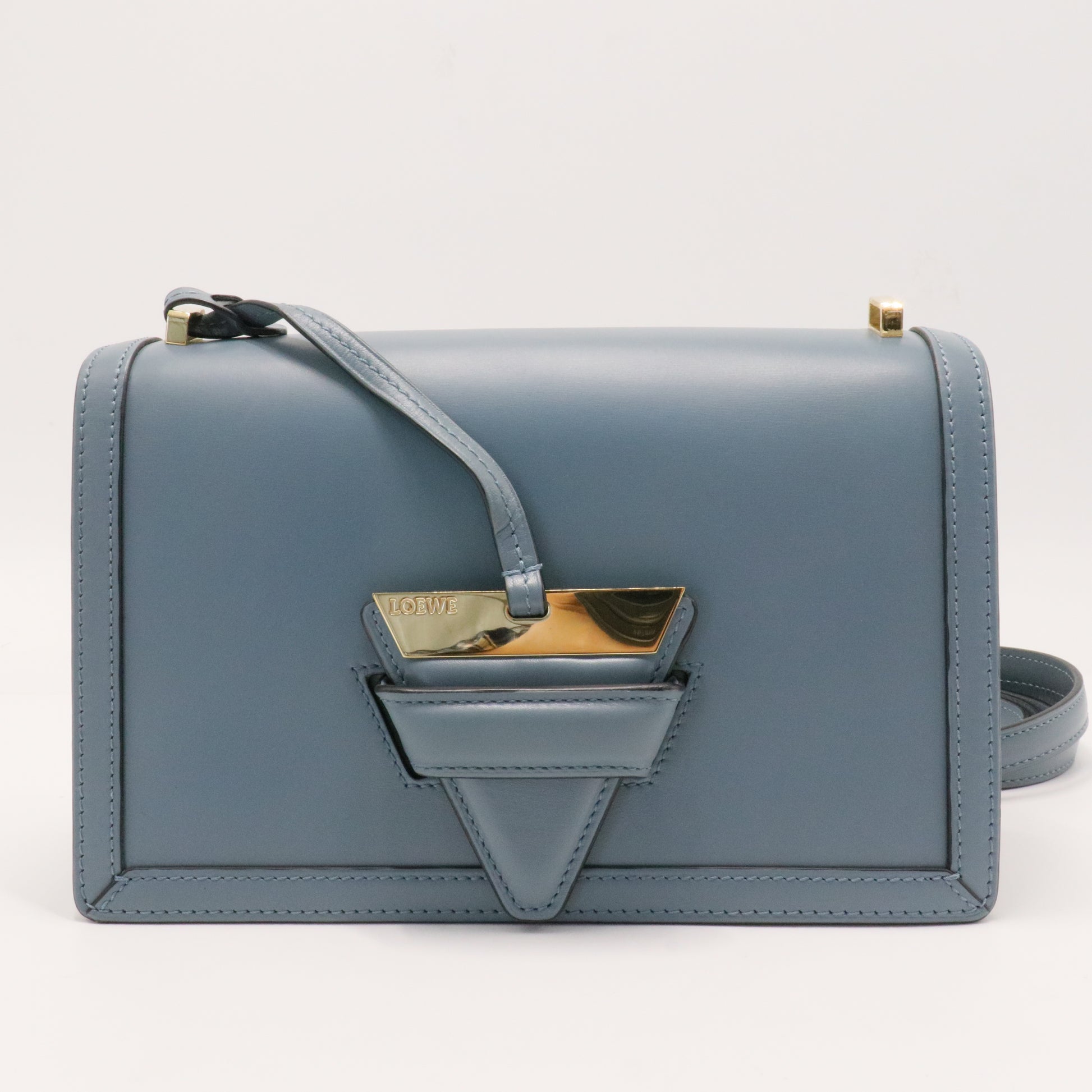 Calfskin Medium Barcelona Shoulder Bag Gisel