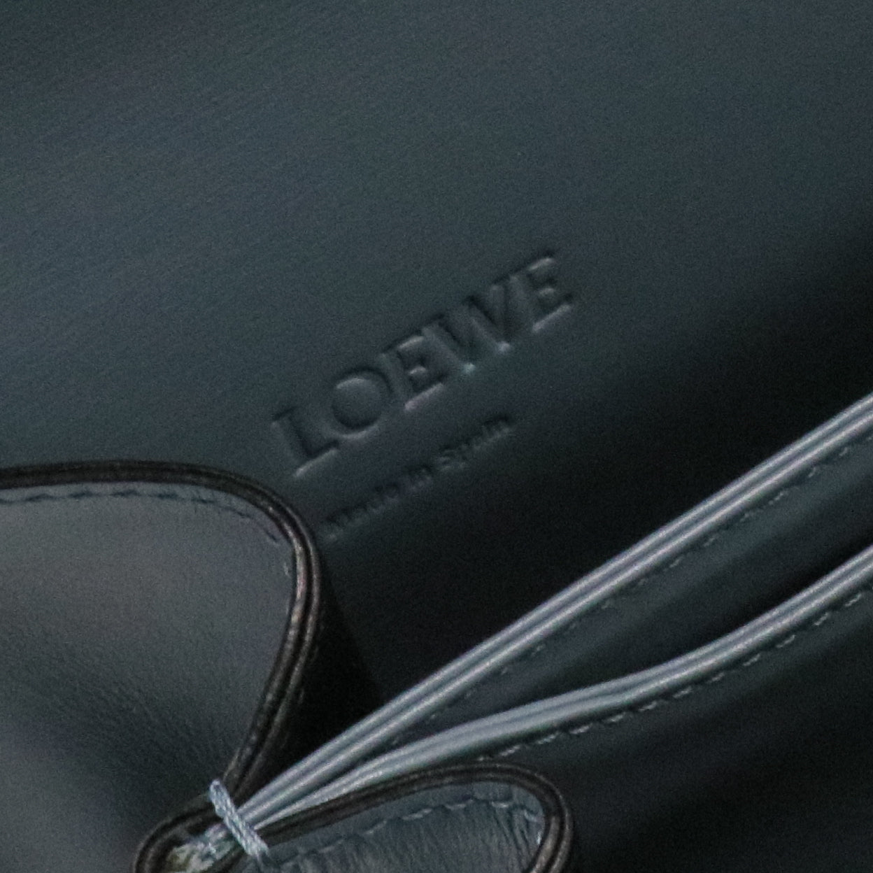 Calfskin Medium Barcelona Shoulder Bag Gisel