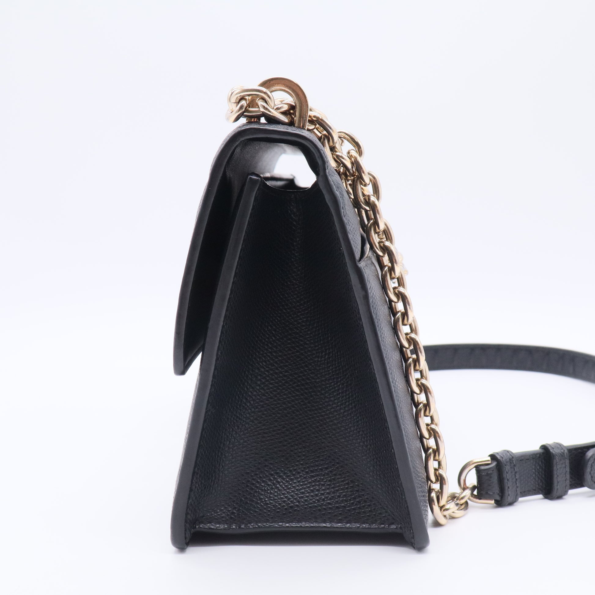 30 Montaigne Chain Flap Bag Leather