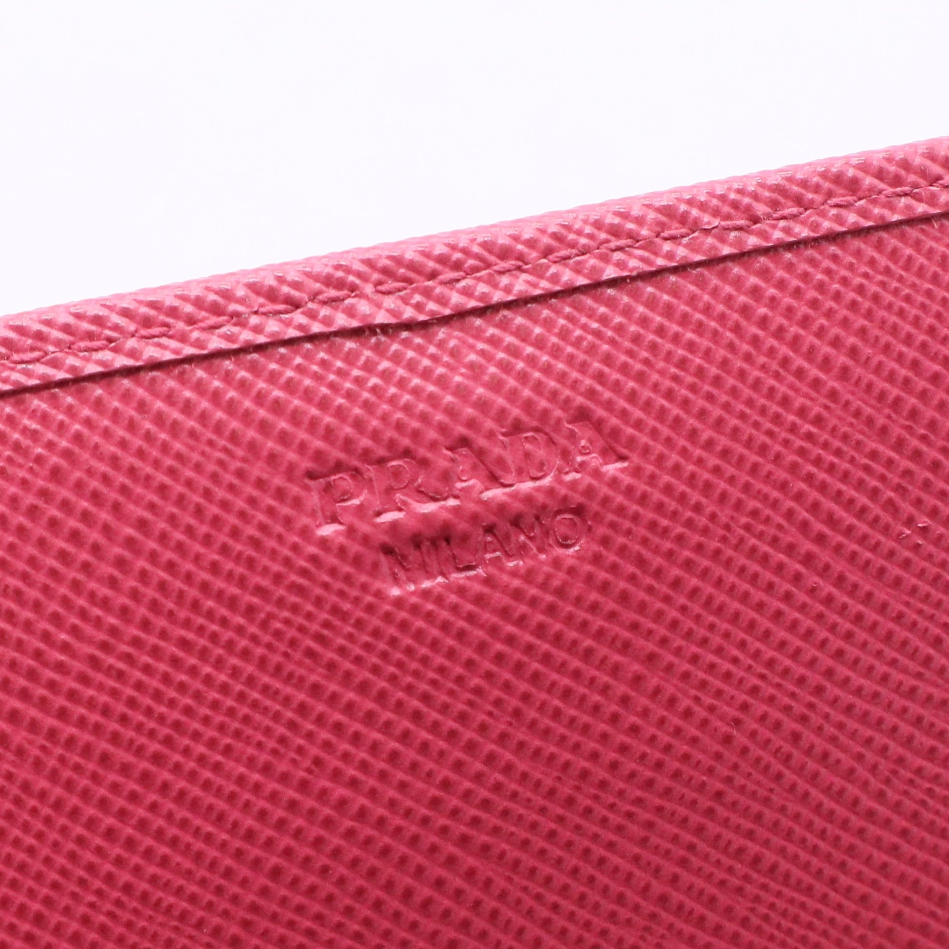 Saffiano Metal Continental Flap Wallet Fragola Talco
