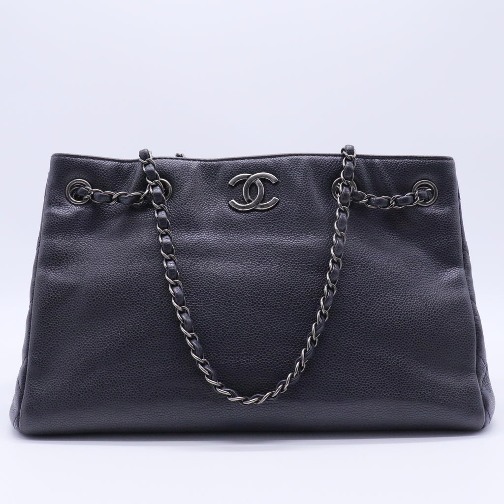 Woven Chain Shopping Tote Caviar Medium Twins