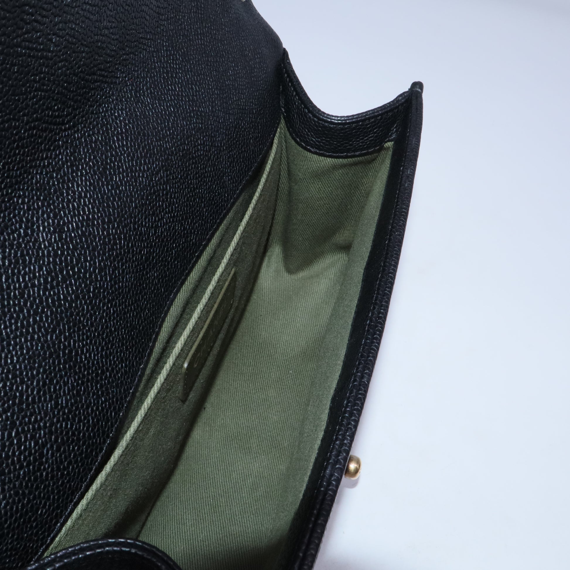 Boy Flap Bag Quilted Caviar B20651