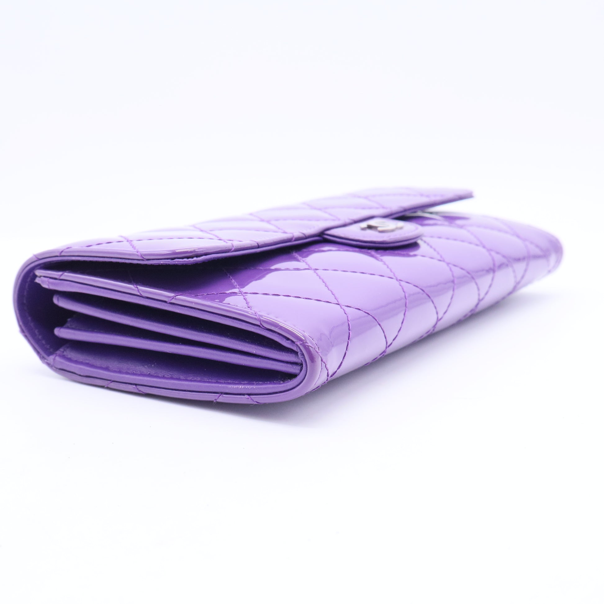 Wallet on Short Chain Quilted Patent