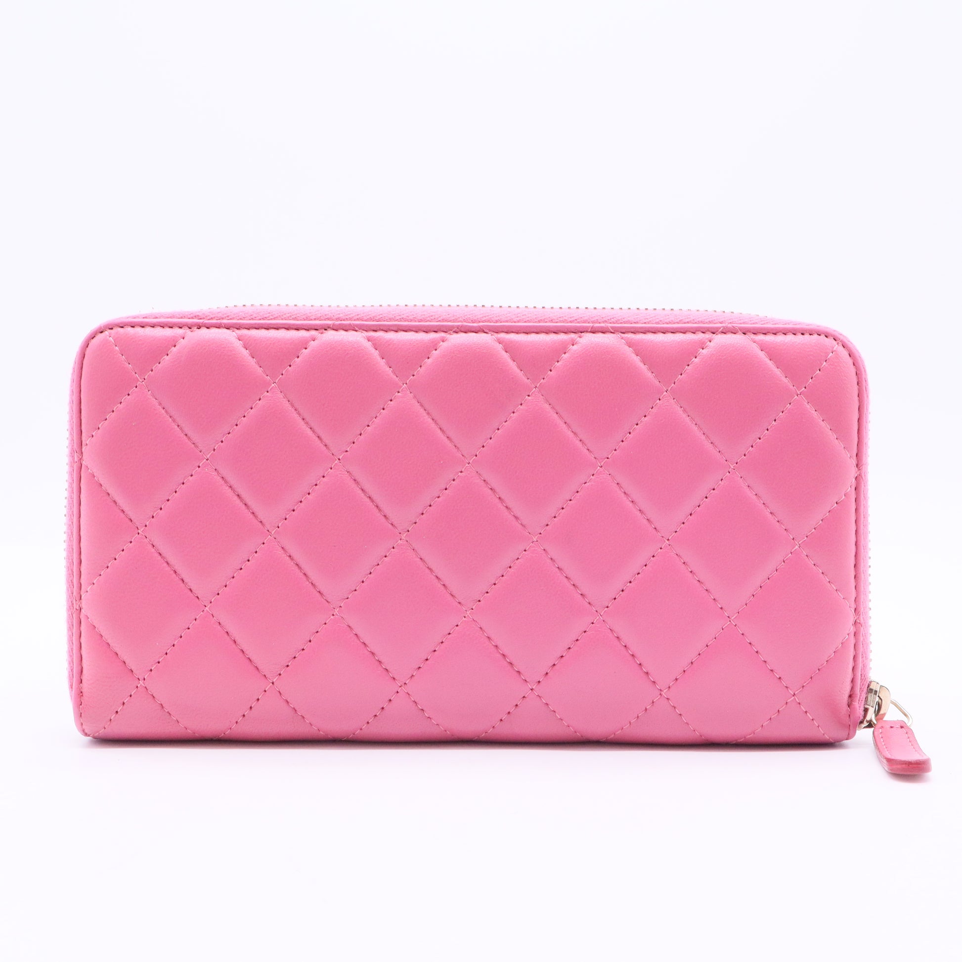 Lambskin Quilted Large Gusset Zip Around Wallet