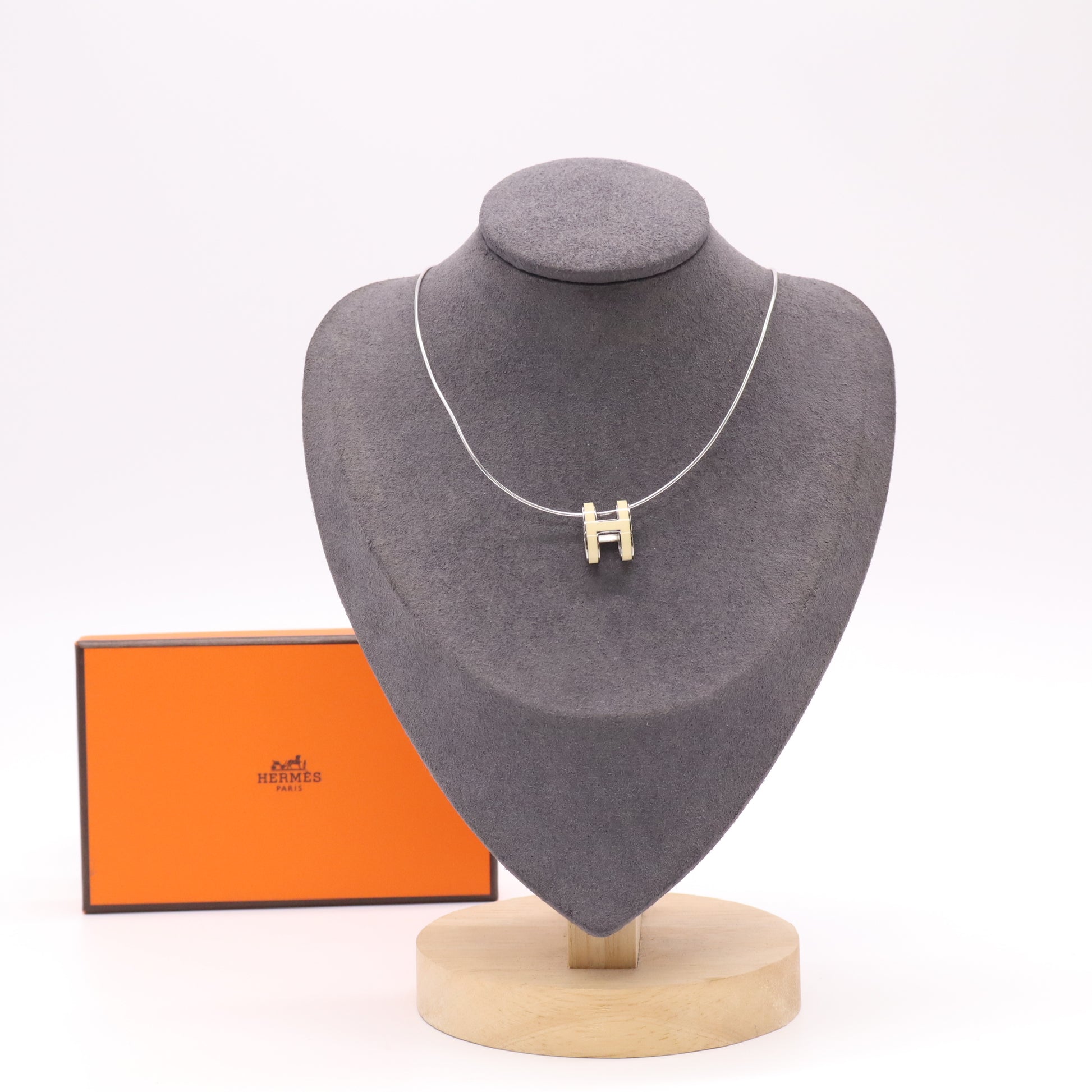 Hermès Pop H Pendant Necklace W22254
