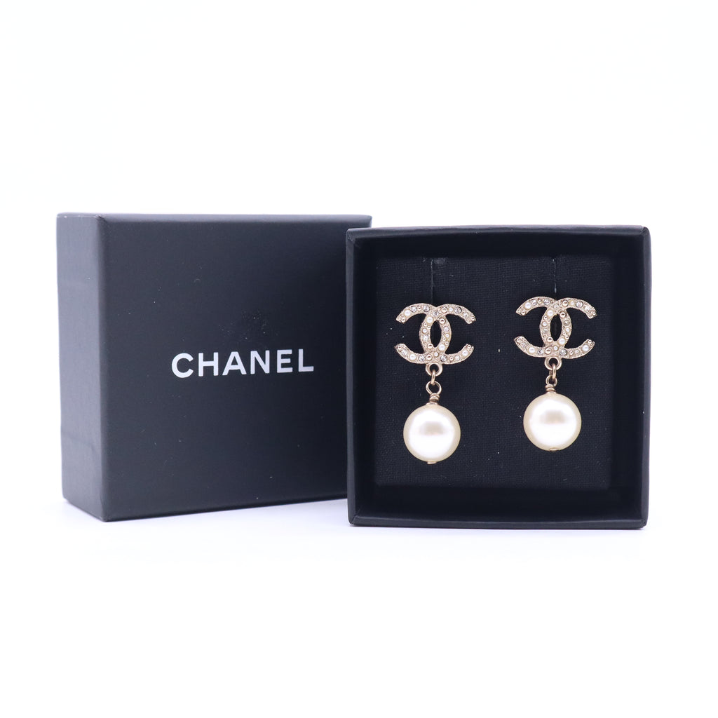 Crystal Pearl CC Earrings W21116