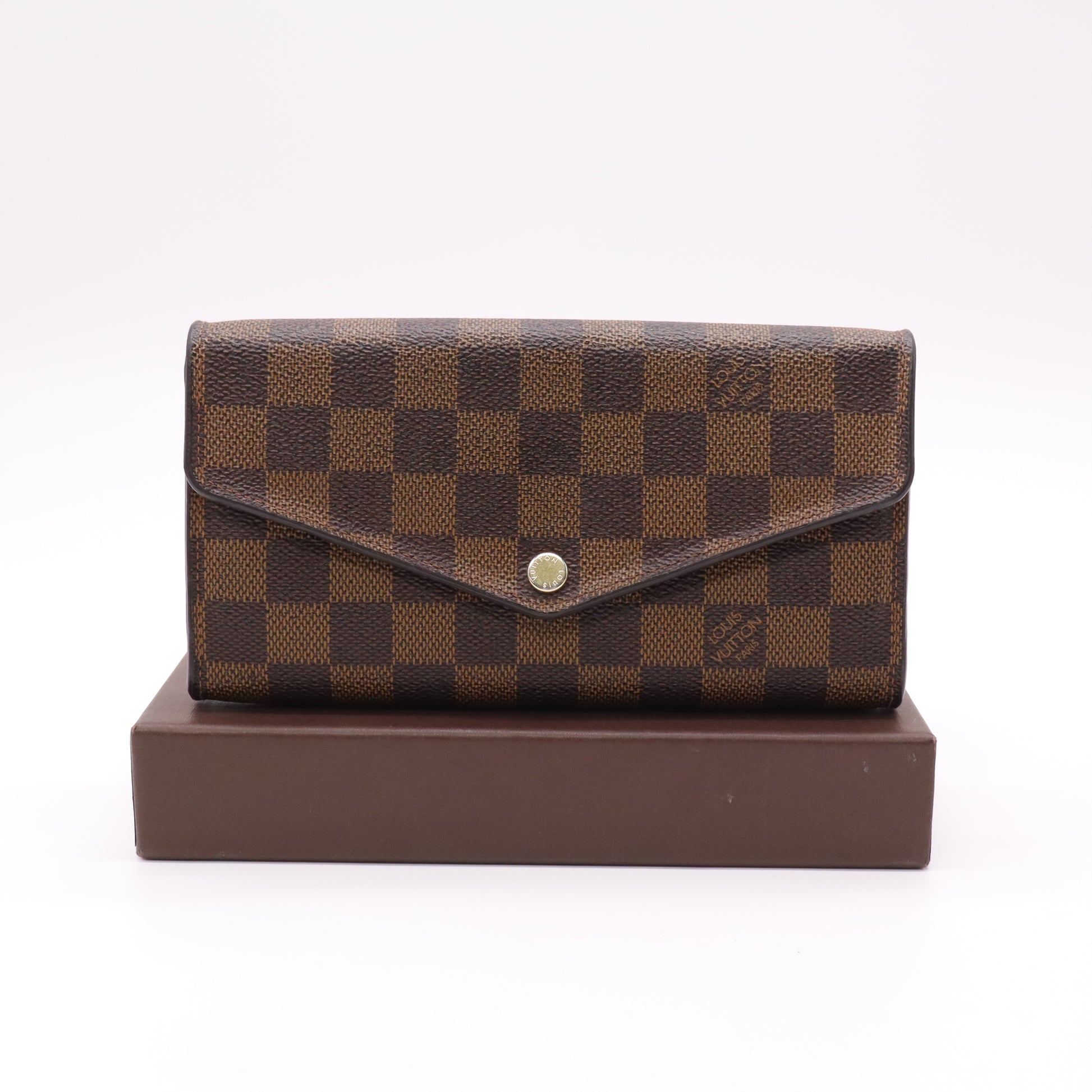 Louis Vuitton Damier Ebene Sarah Wallet W22121