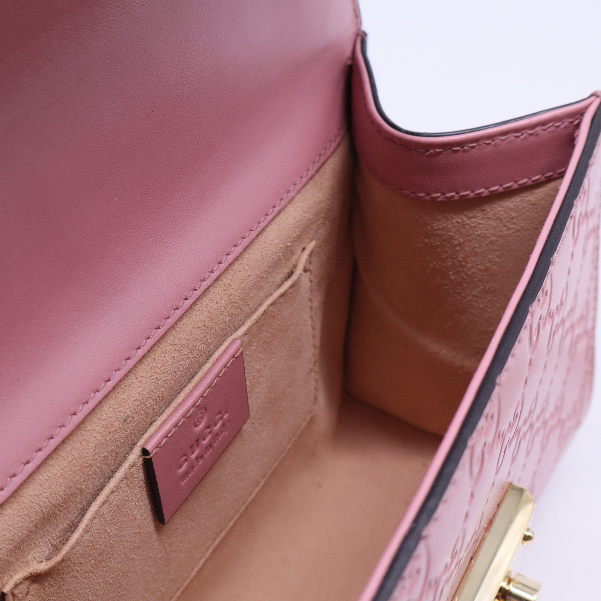 Padlock Shoulder Bag Guccissima Leather Small B20515