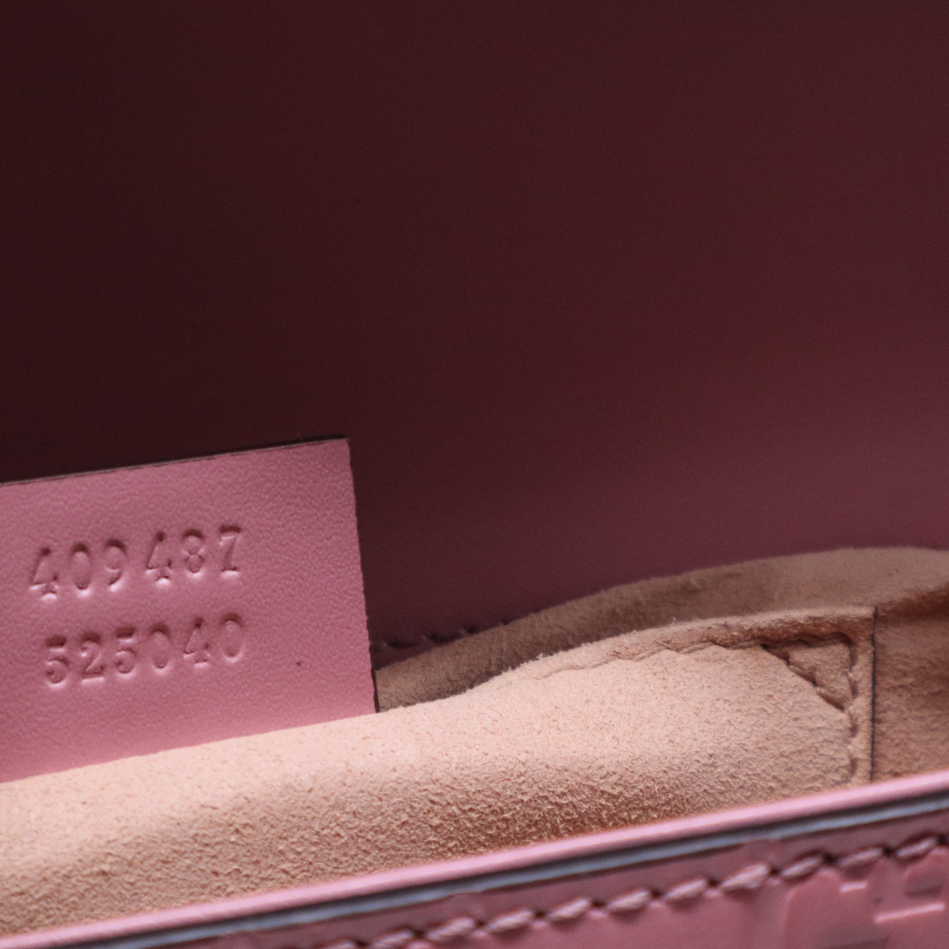 Padlock Shoulder Bag Guccissima Leather Small B20515