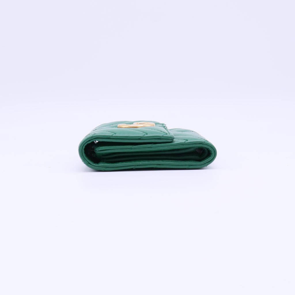 Gucci GG Marmont Matelassé Card Case Wallet W22217