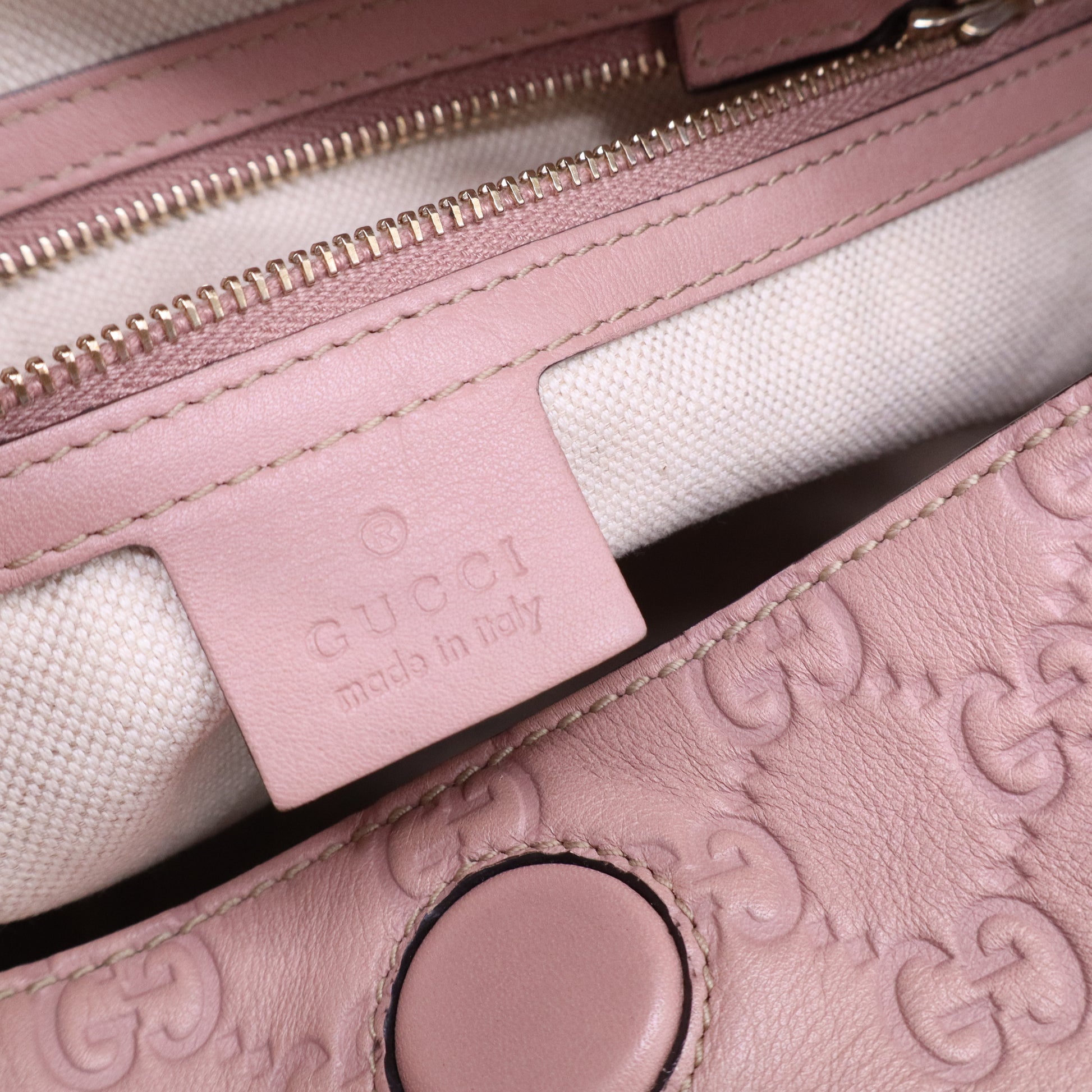 Bree Convertible Top Handle Bag Guccissima Leather Medium B21358