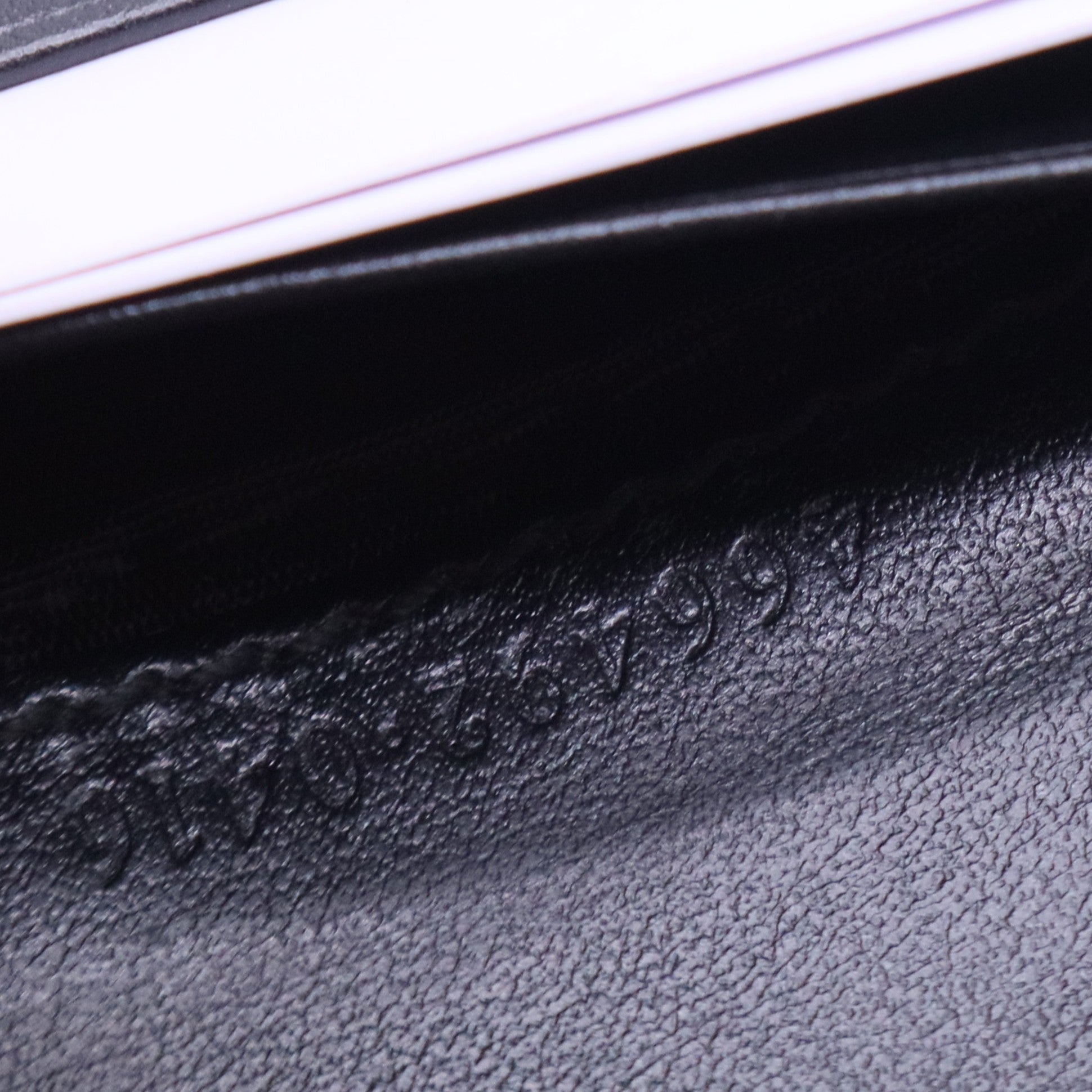 Black Matelasse Leather GG Marmont Card Case W11297