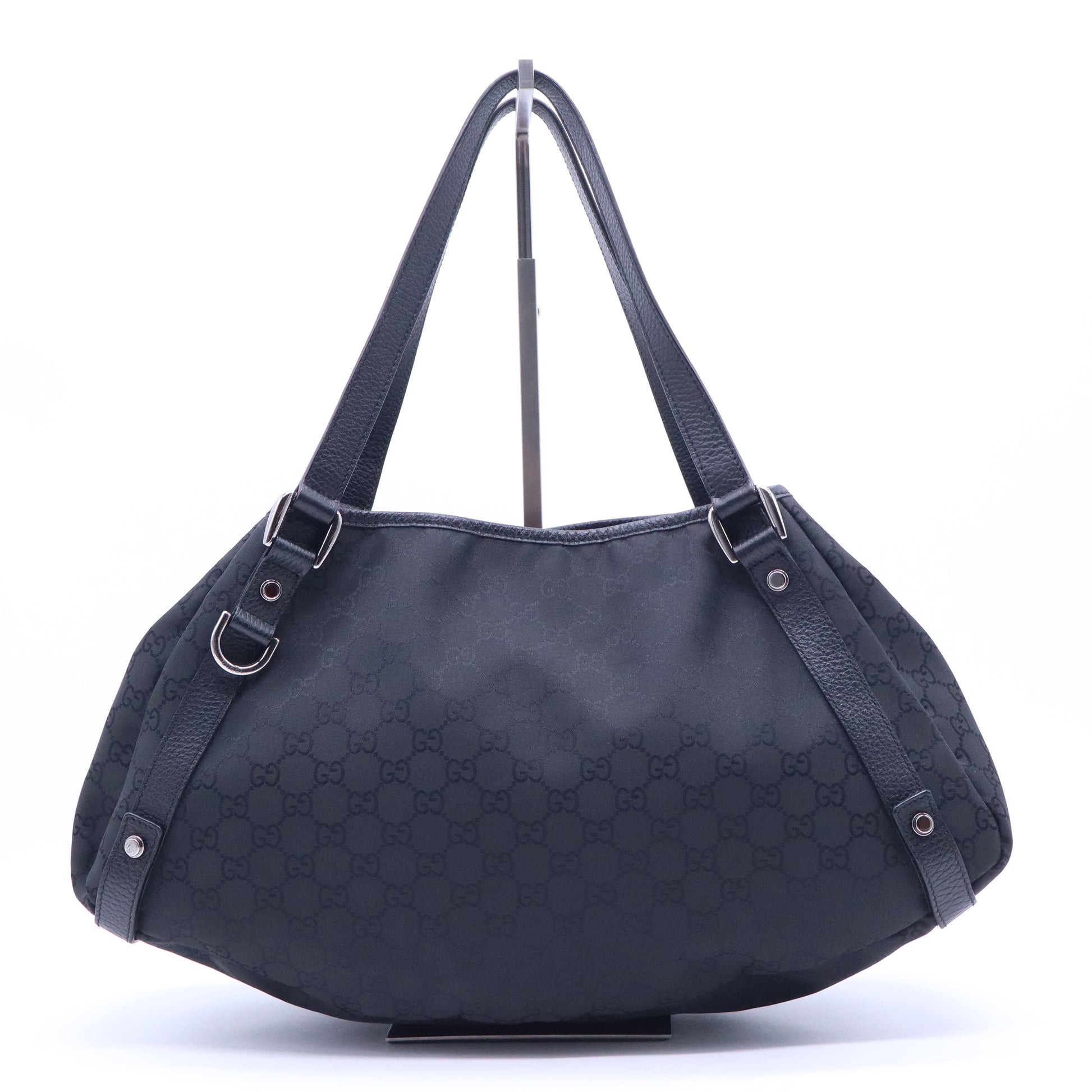 GG Canvas Medium Abbey Shoulder Bag B21156