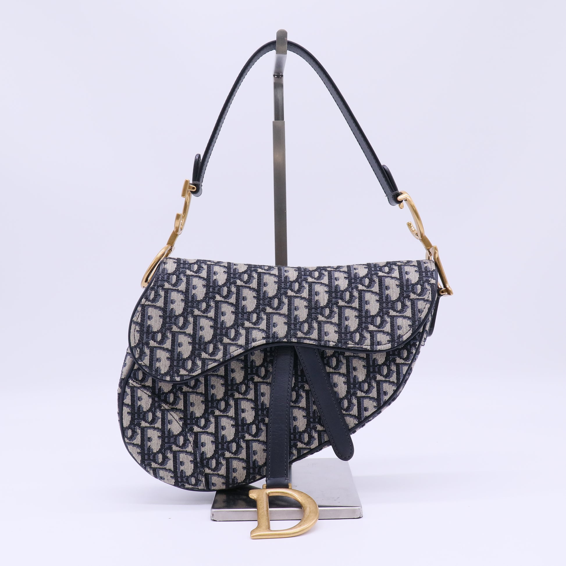 Canvas Saddle
