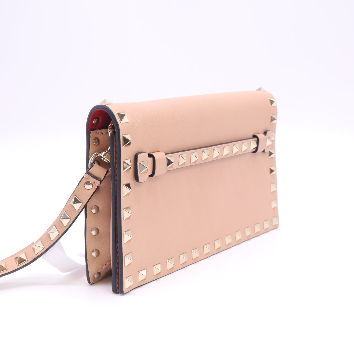 Valentino Garavani Rockstud Flap Clutch Bag B24383