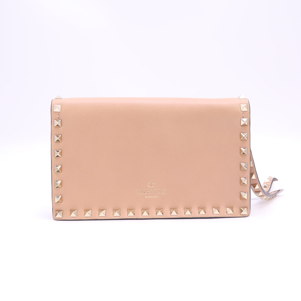 Valentino Garavani Rockstud Flap Clutch Bag B24383