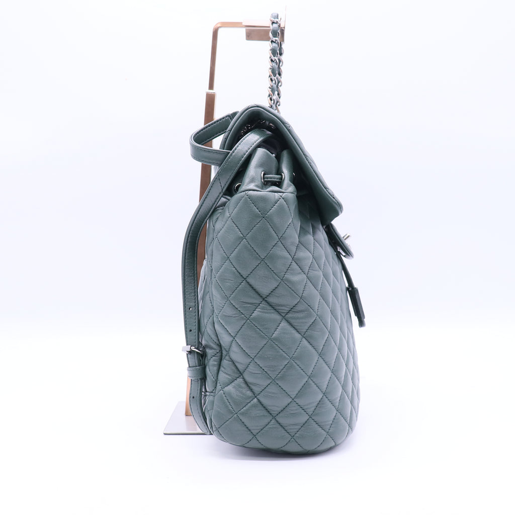 Chanel Urban Spirit Backpack Quilted Lambskin Large twins B21447