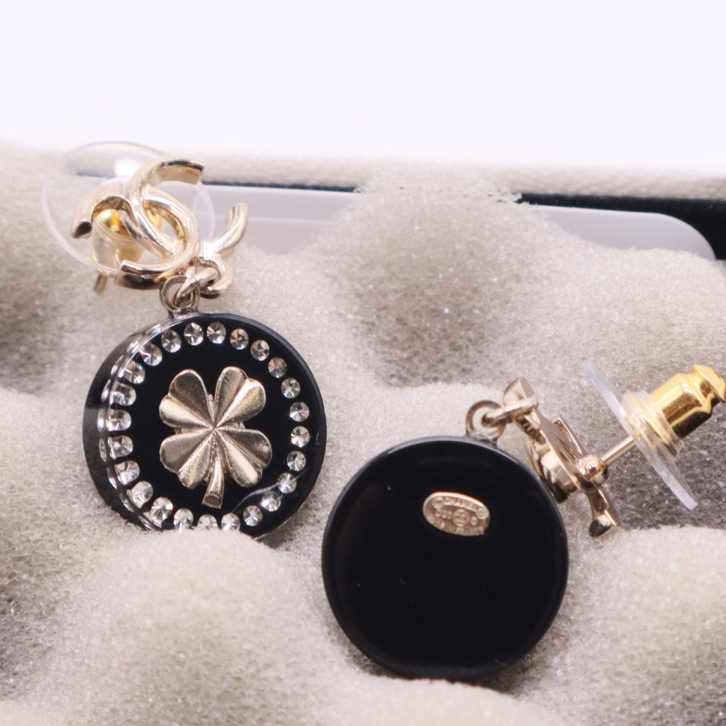 2020 Resin & Strass Lucky CC Drop Earrings