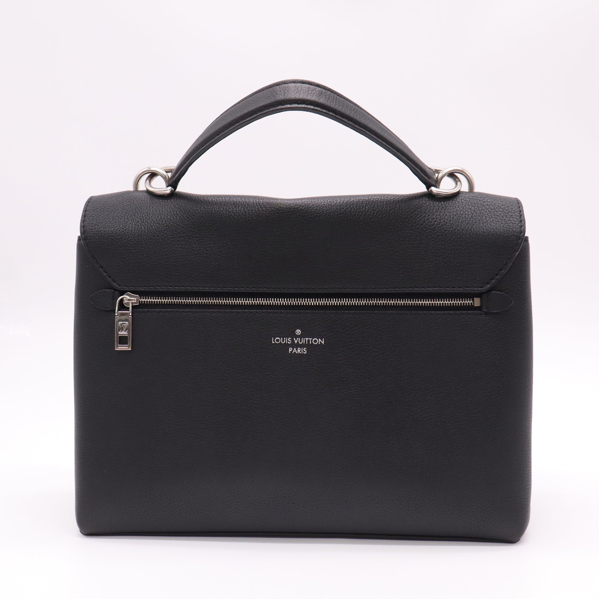 Louis Vuitton Lockme II Bag B22552