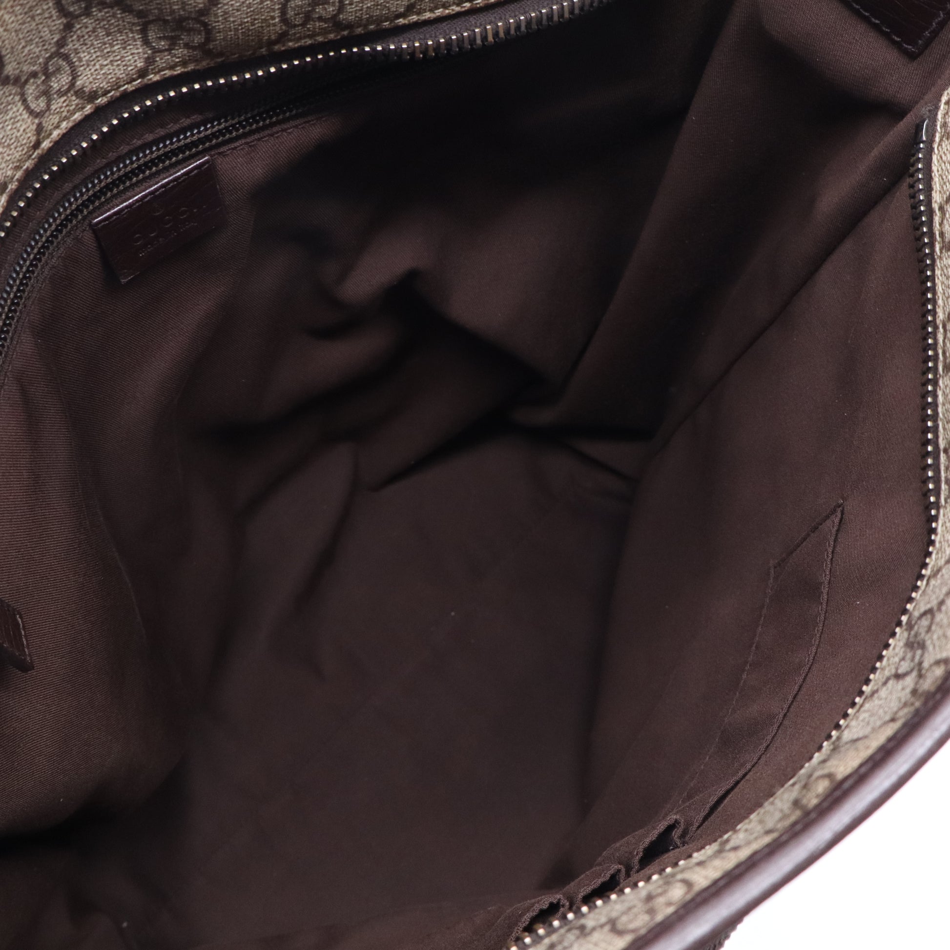 Gucci  GG Supreme Messenger Bag B21175