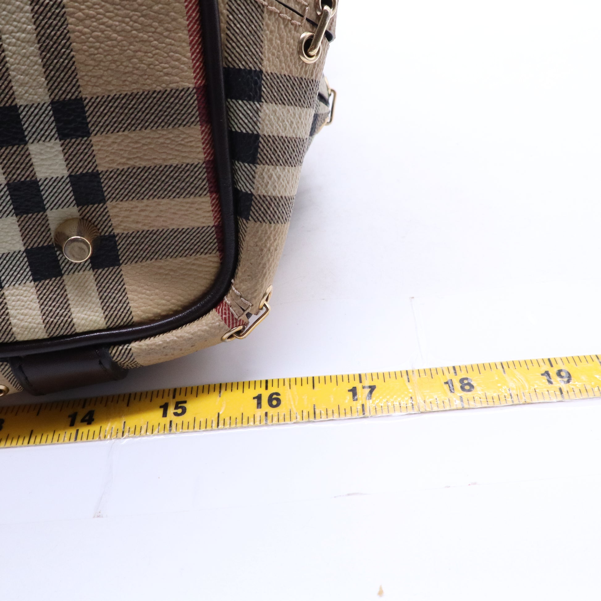 Burberry  Haymarket Check Lowry B20593