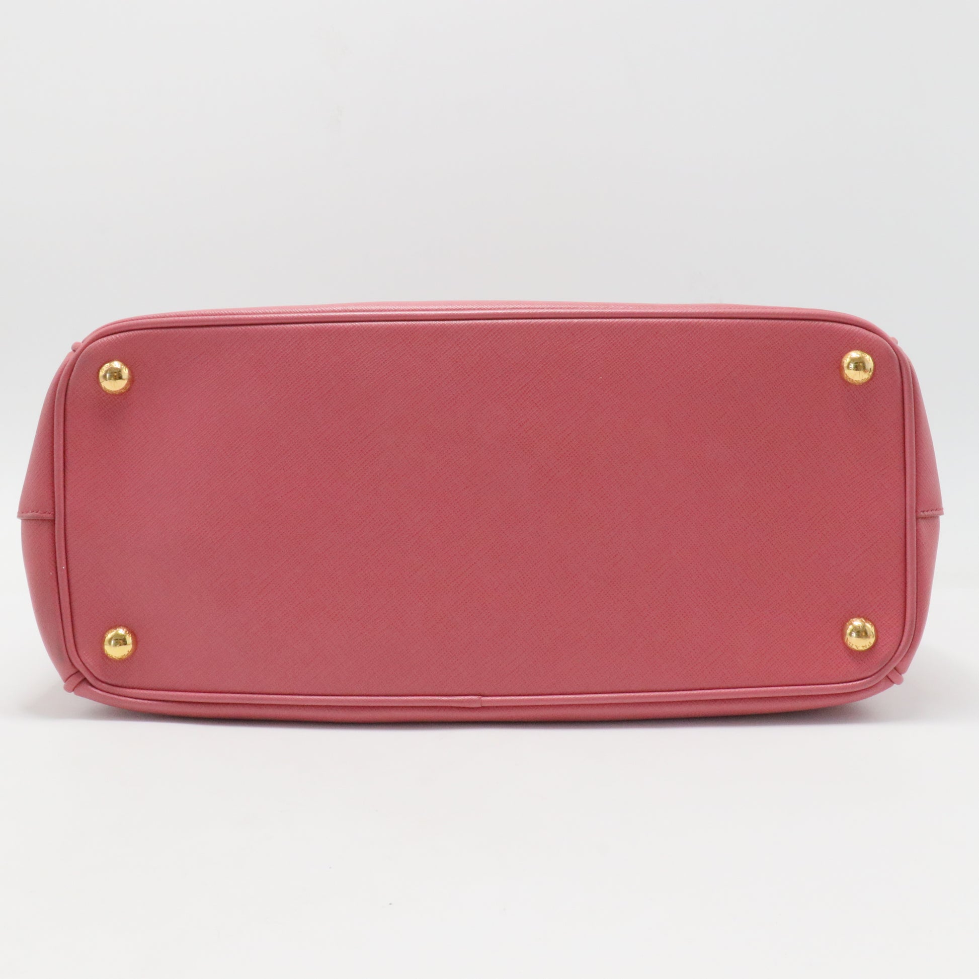 Saffiano Medium Galleria Double Zip Tote