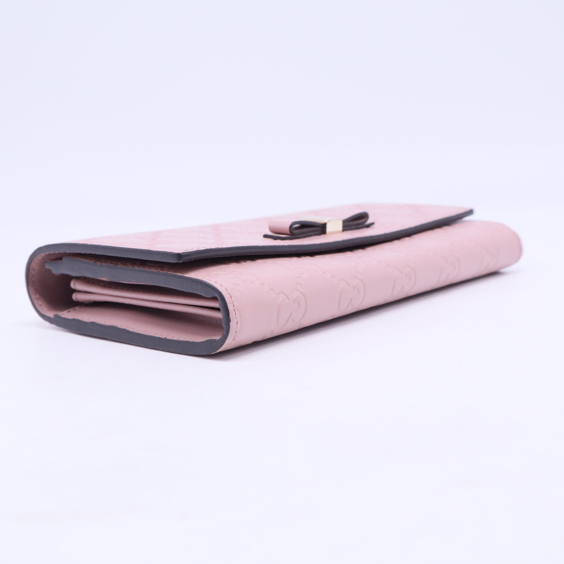 Interlocking G Logo Leather Wallet W20508