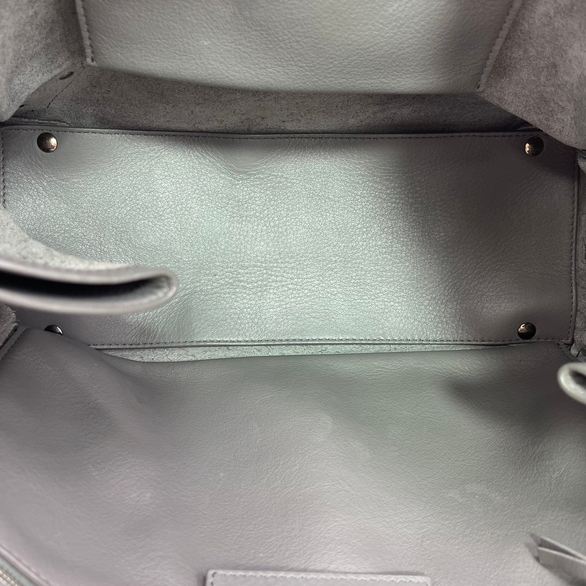 Veau Papier A4 Zip Around Tote Grey