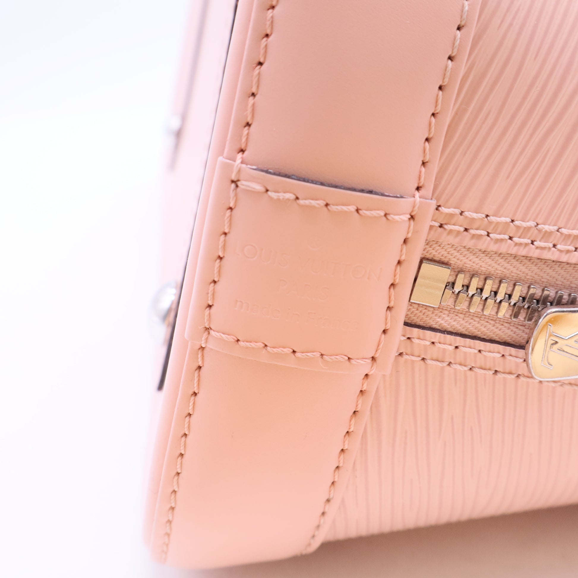 Epi Alma PM Rose Ballerine B12203