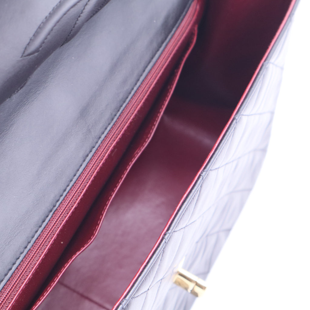 Lambskin Quilted XL Jumbo Single Flap Black B12233