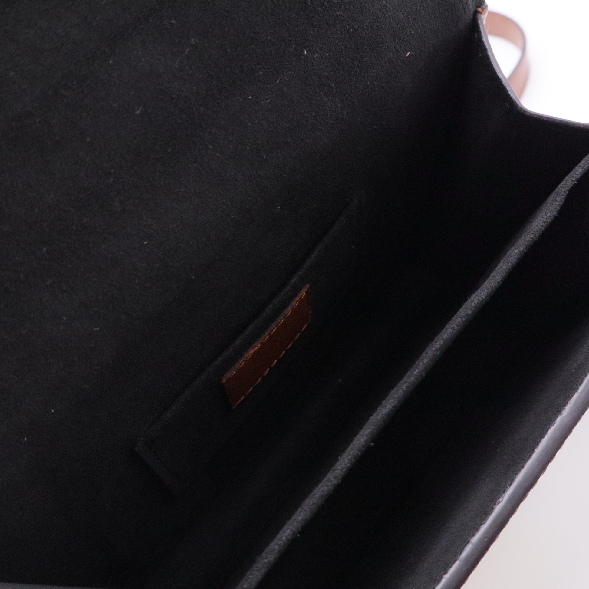 Dauphine Shoulder Bag Taurillon Leather Mini