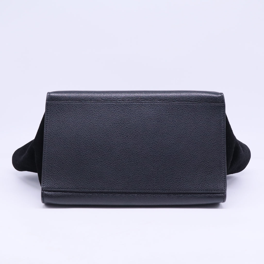 Black Leather and Suede Medium Trapeze Bag B20271