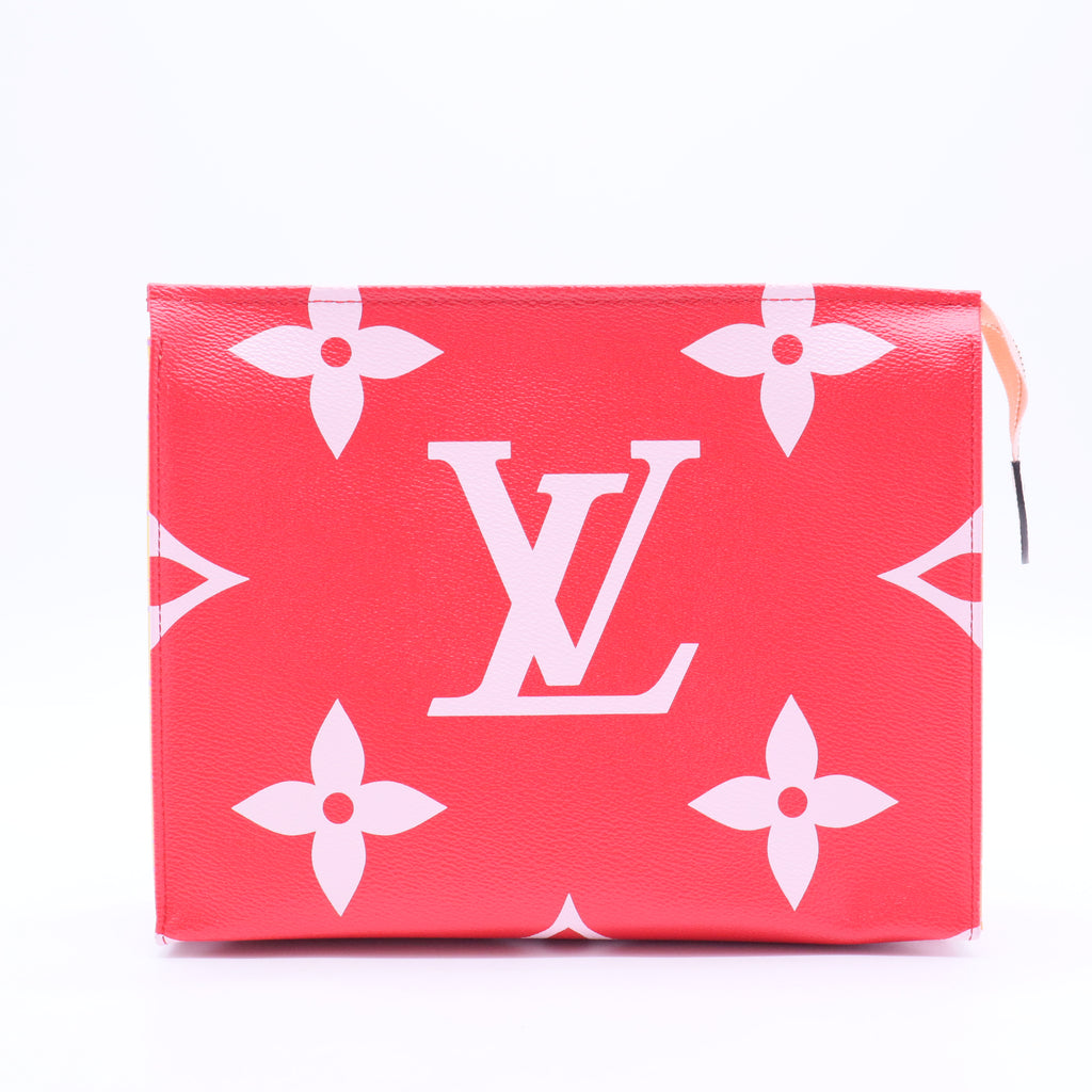 Monogram Giant Toiletry Pouch 26 Rouge