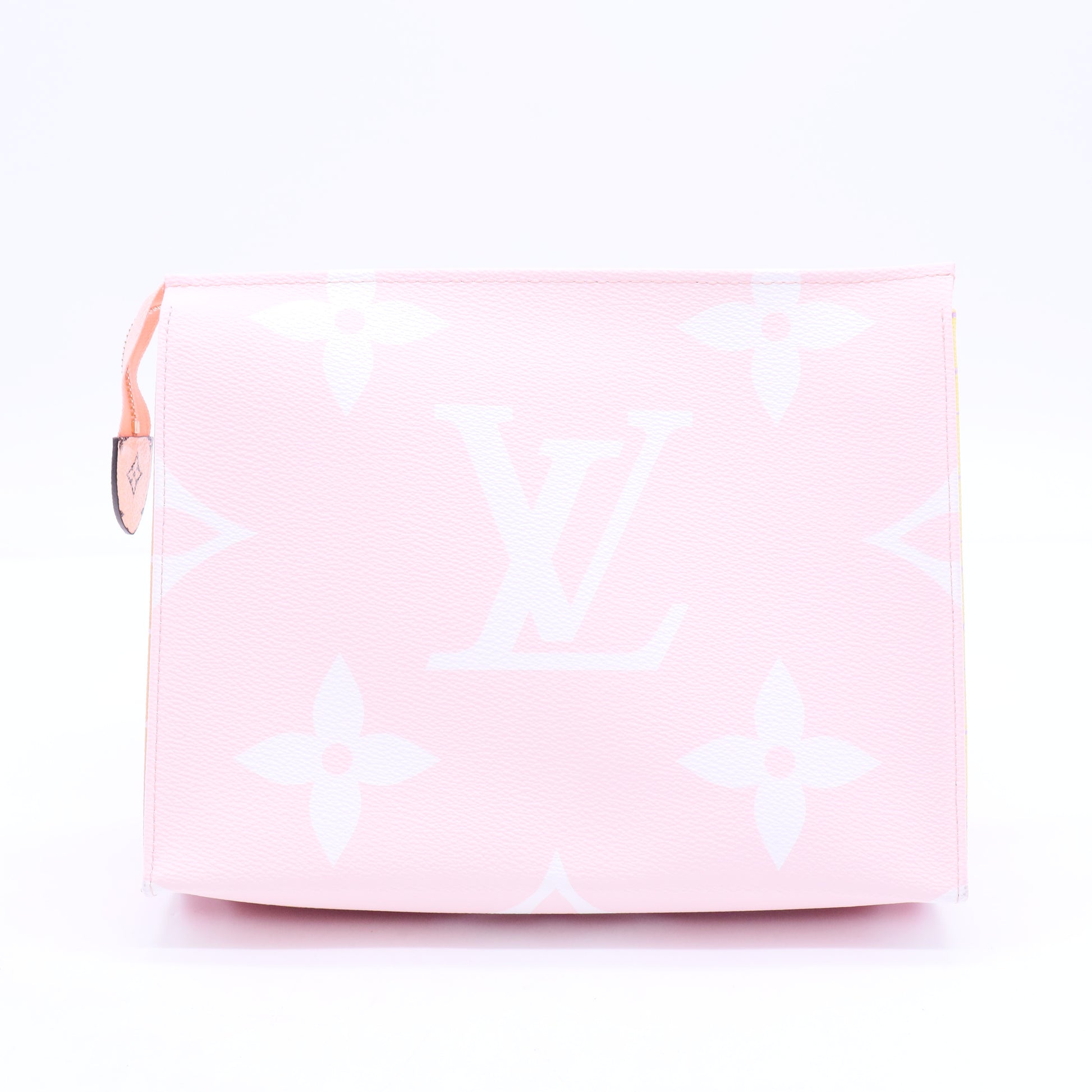 Monogram Giant Toiletry Pouch 26 Rouge