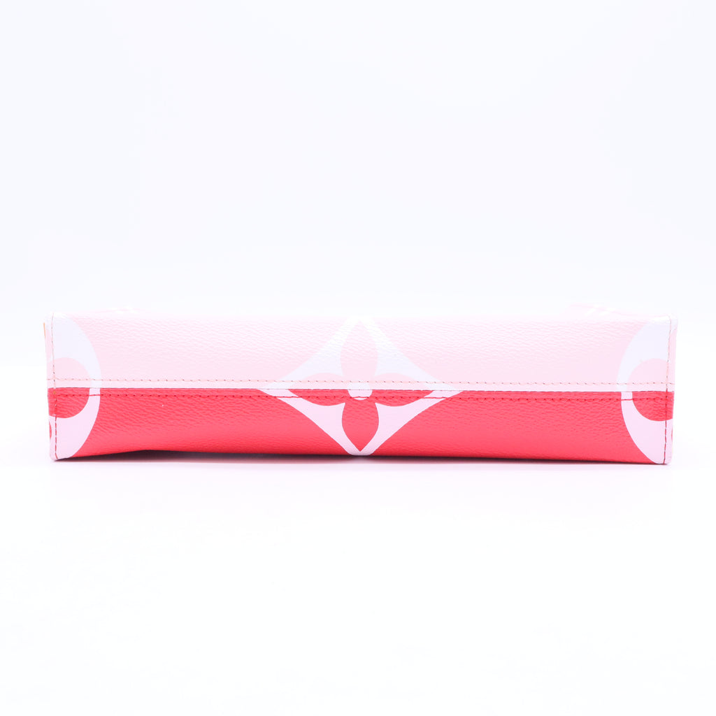Monogram Giant Toiletry Pouch 26 Rouge