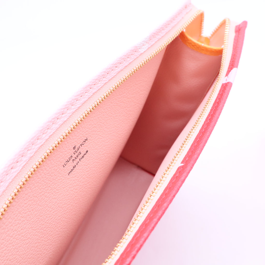Monogram Giant Toiletry Pouch 26 Rouge
