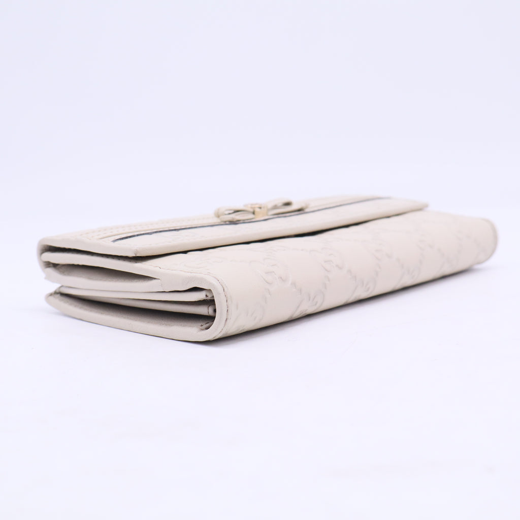 GG Signature Leather Continental Wallet W20499