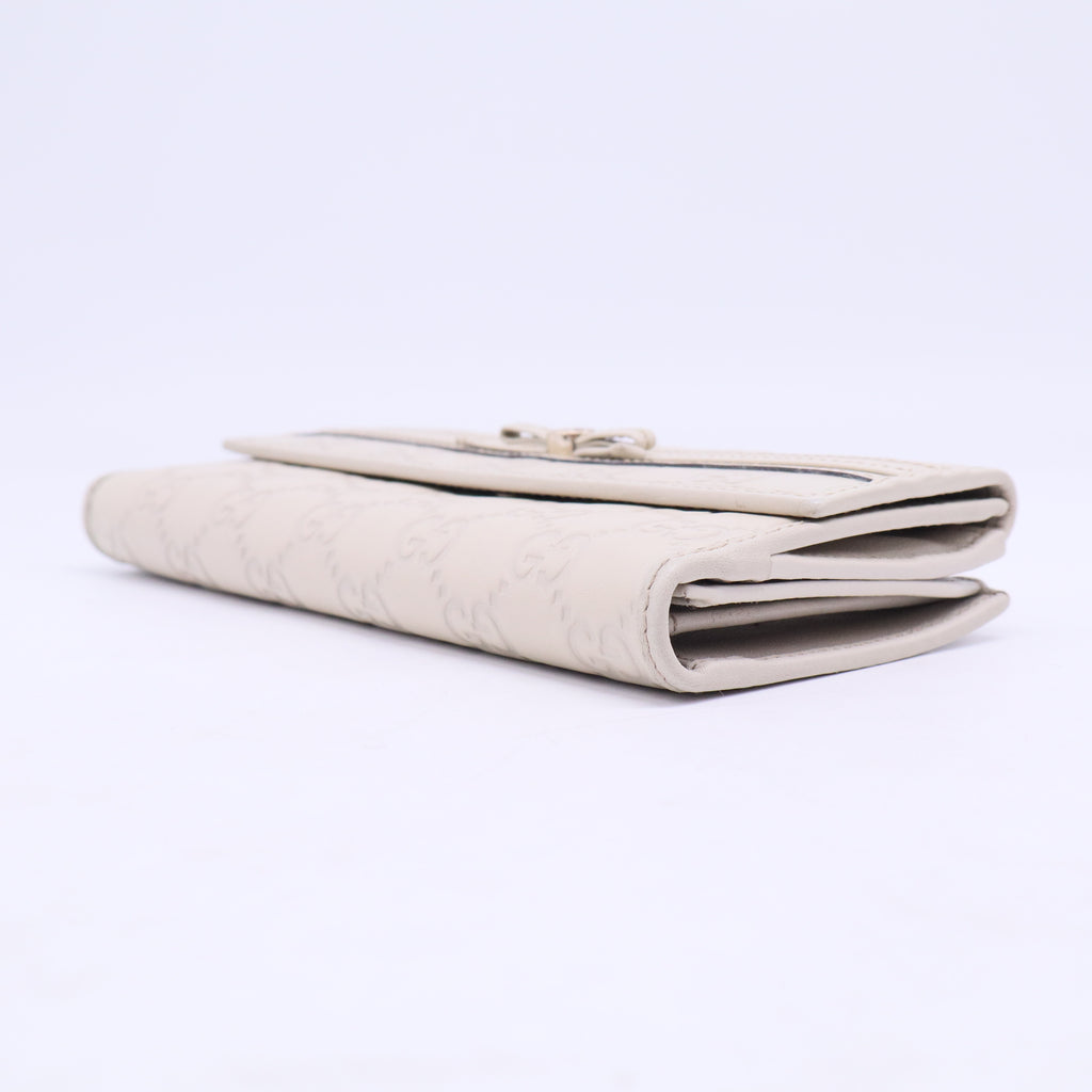 GG Signature Leather Continental Wallet W20499