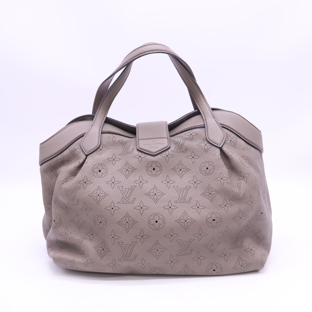 Louis Vuitton Monogram Mahina Cirrus twins B24407