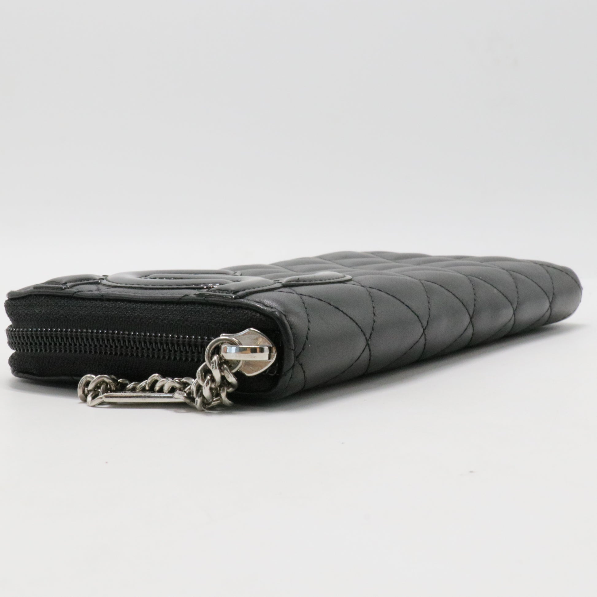 Interlocking CC Logo Continental Wallet