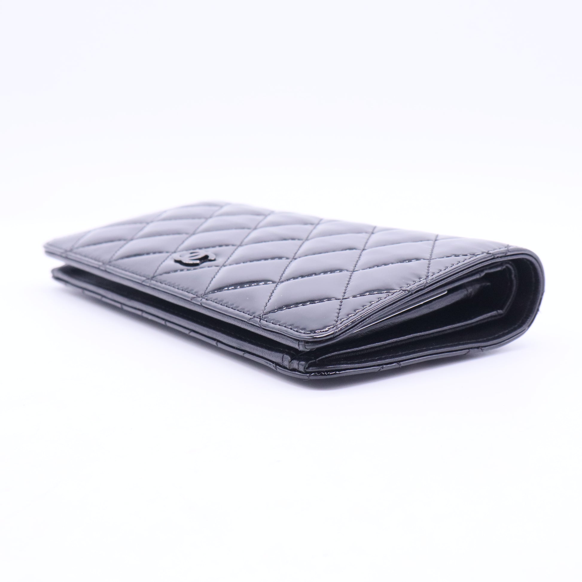 Black Quilted Patent Leather Flap Long Wallet W20044