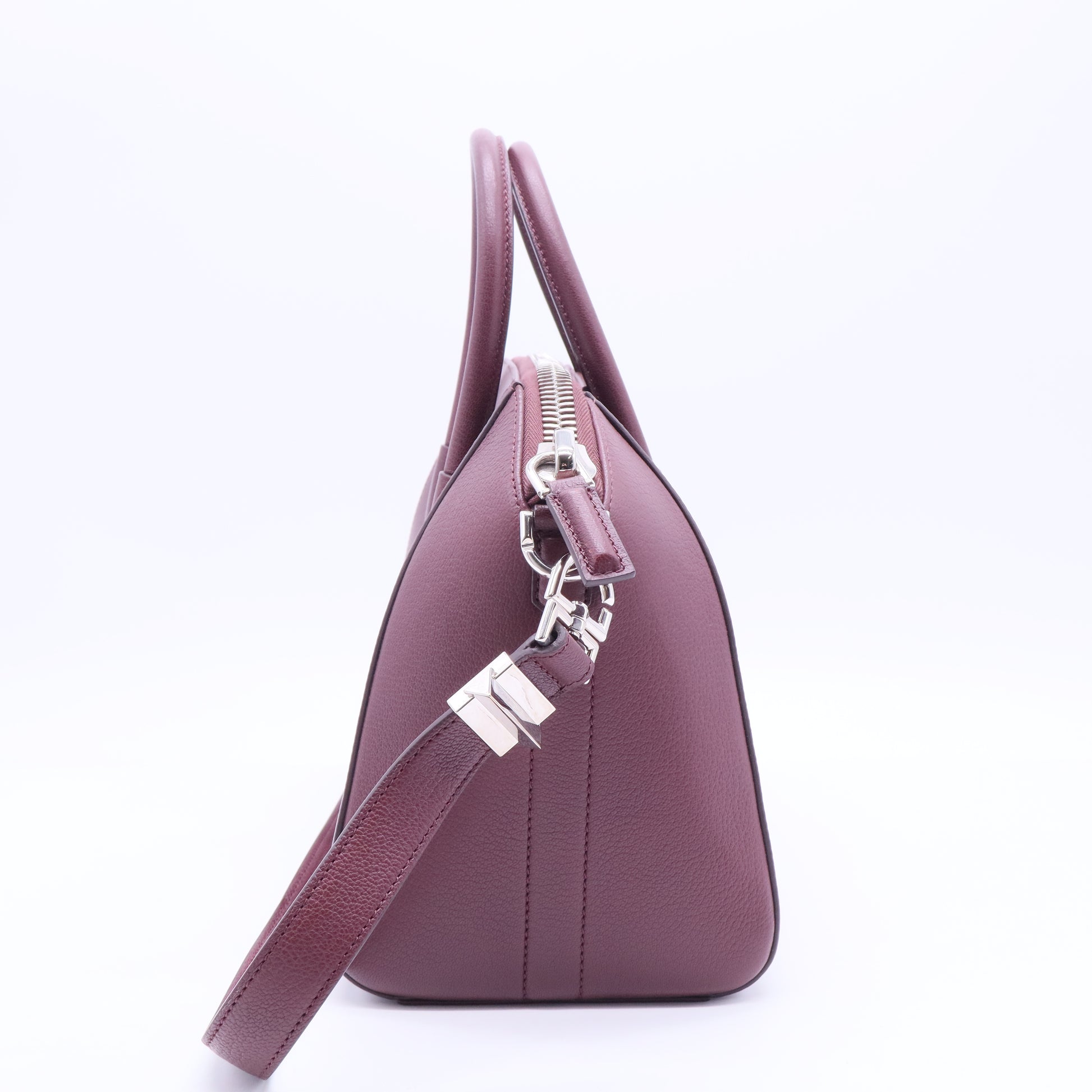 Sugar Goatskin Small Antigona Oxblood B20011